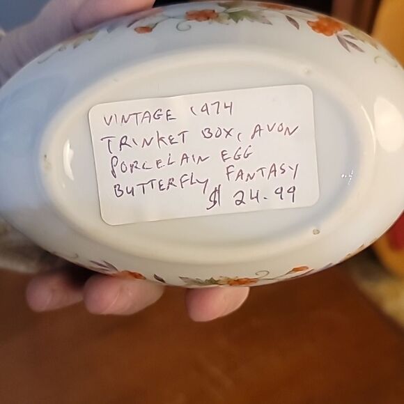 BeautifulāVintageāAvonĀ EggāTrinketāDish - Picture 3 of 6